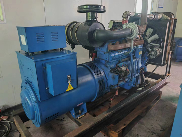 蓟州100kW柴油发电机组使用多级机油有哪些优缺点？